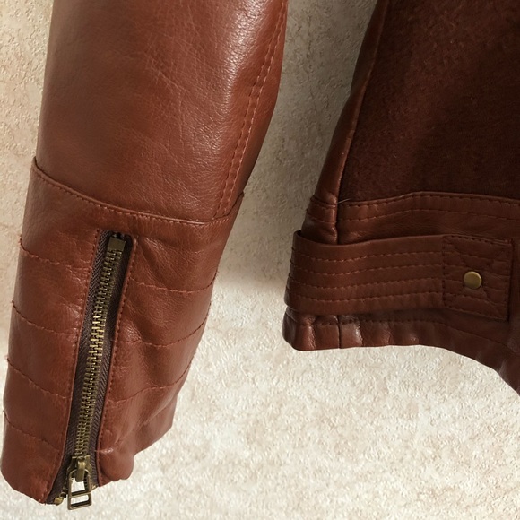 Twik Moto faux leather jacket. Size XS - Picture 5 of 7